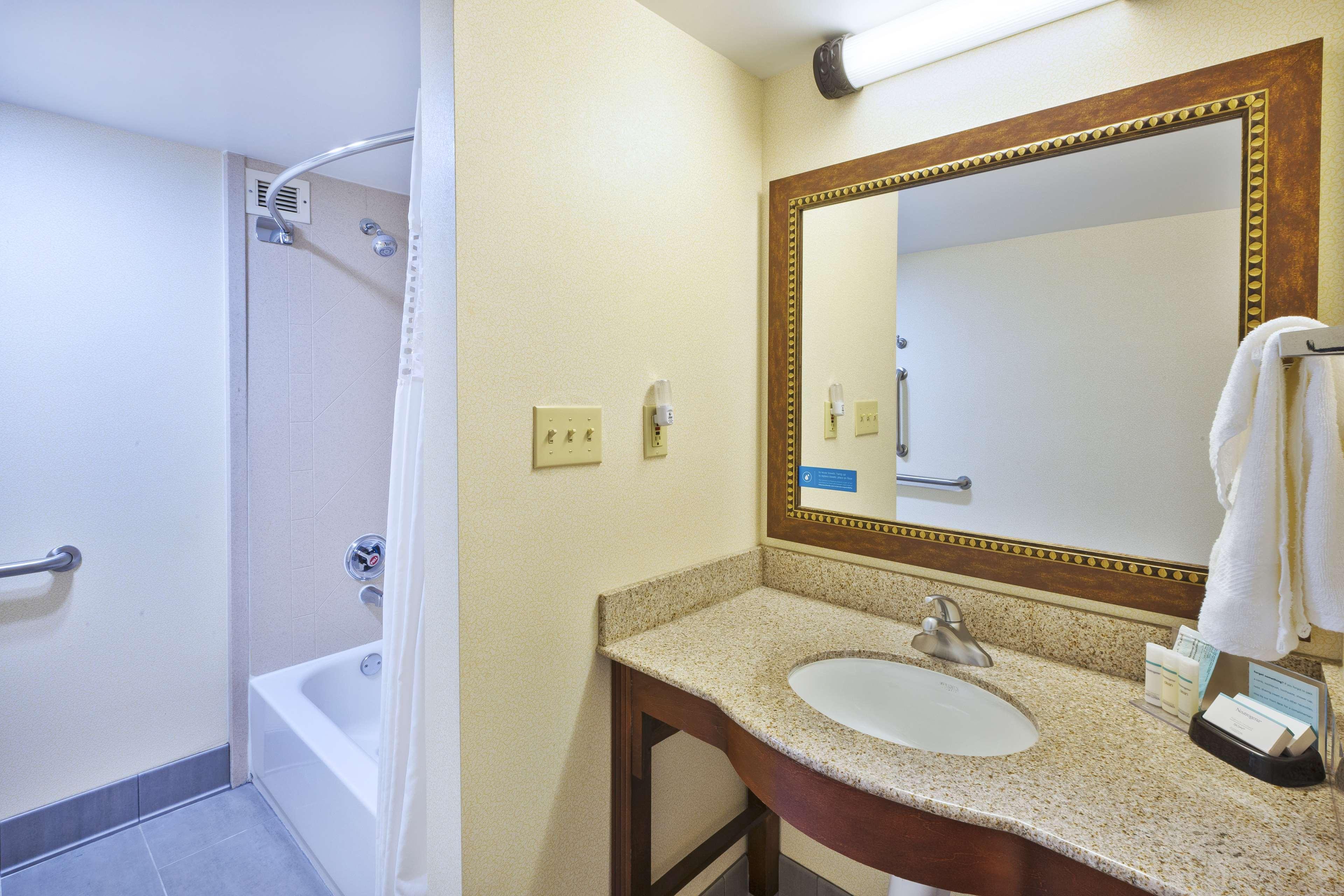 Hampton Inn Washington-Dulles International Airport South Шантили Екстериор снимка