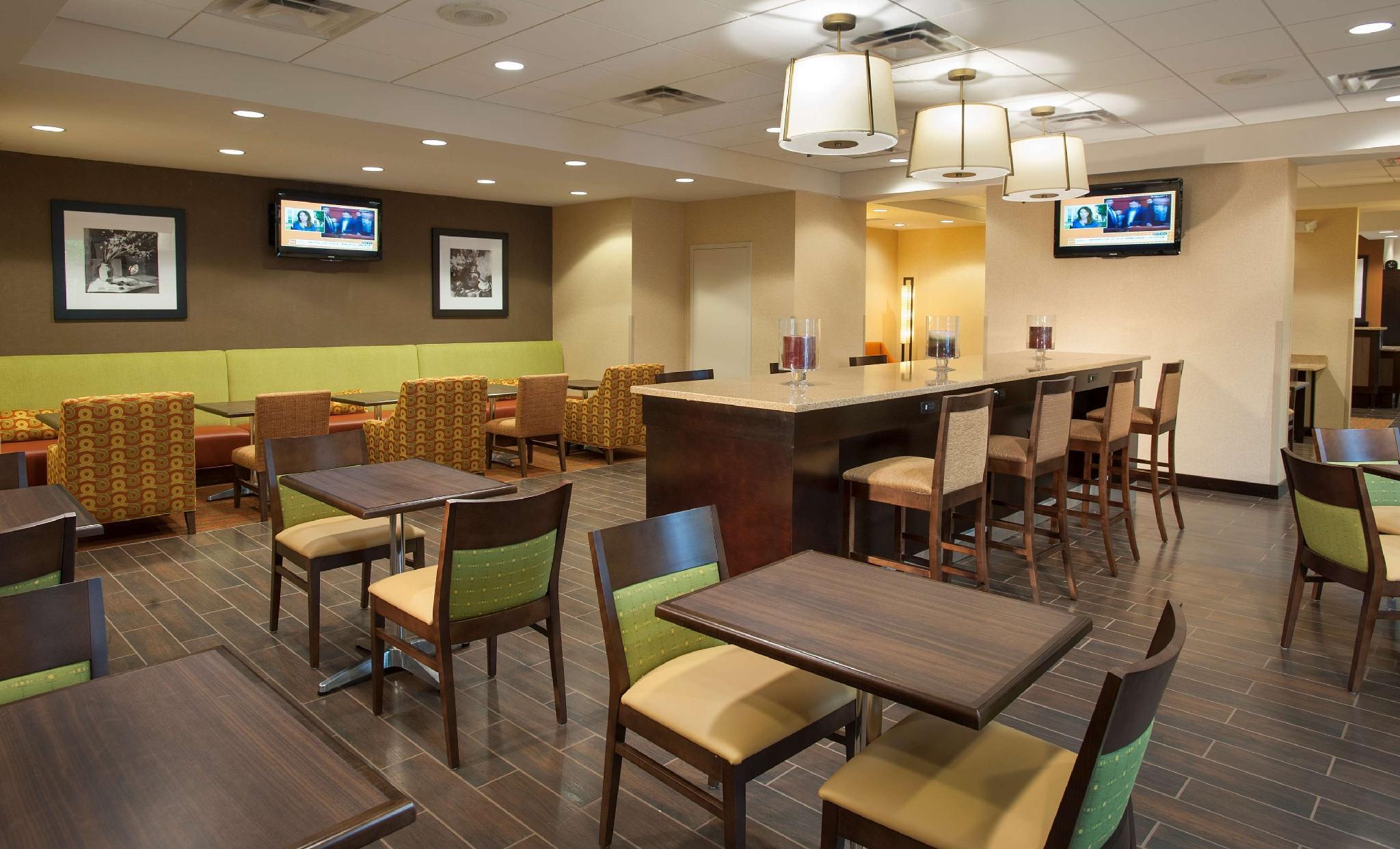 Hampton Inn Washington-Dulles International Airport South Шантили Екстериор снимка