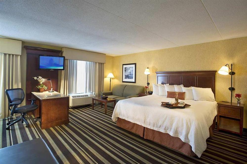 Hampton Inn Washington-Dulles International Airport South Шантили Стая снимка