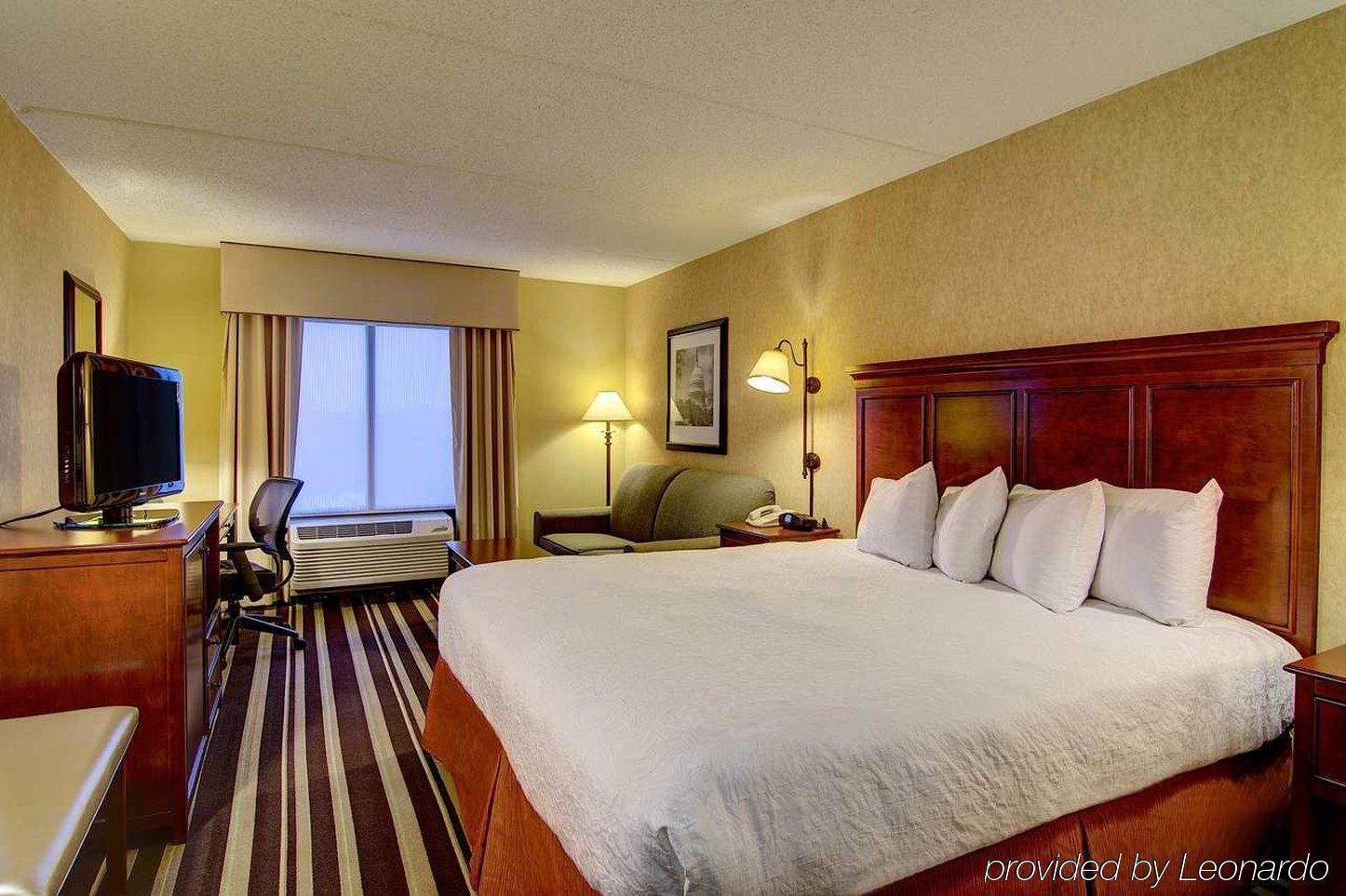 Hampton Inn Washington-Dulles International Airport South Шантили Екстериор снимка