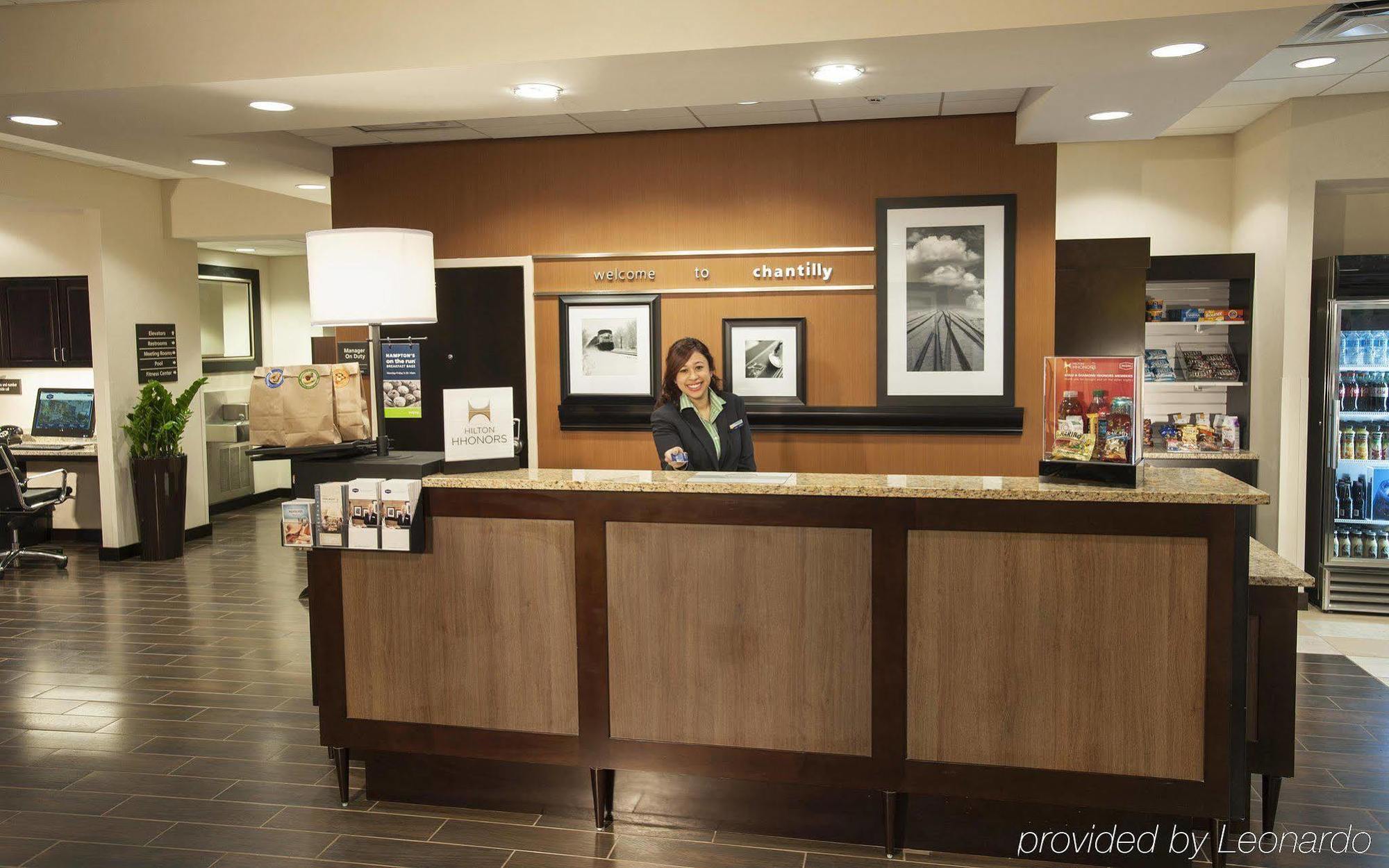 Hampton Inn Washington-Dulles International Airport South Шантили Екстериор снимка